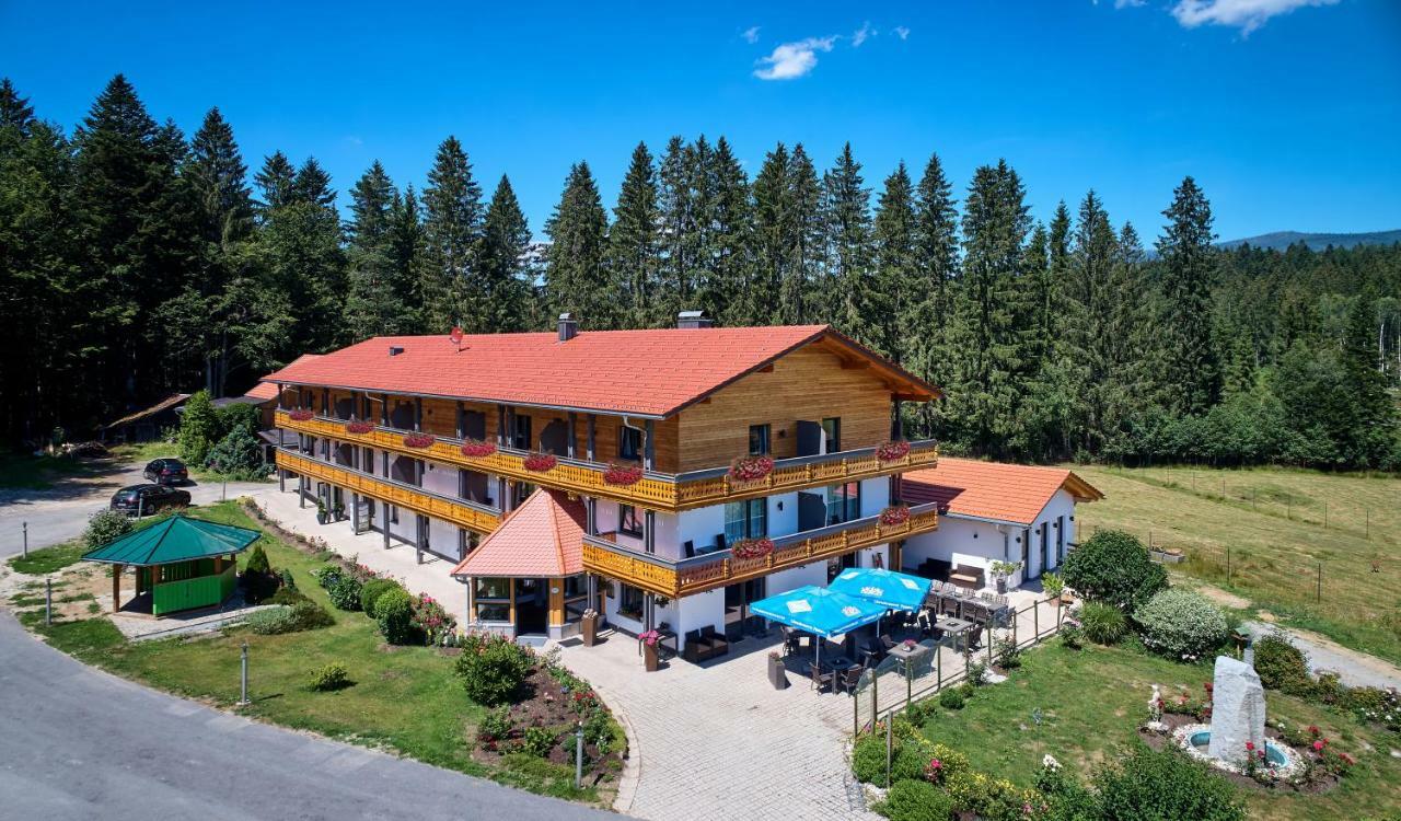 Neuschönau Landhotel Moorhof מראה חיצוני תמונה